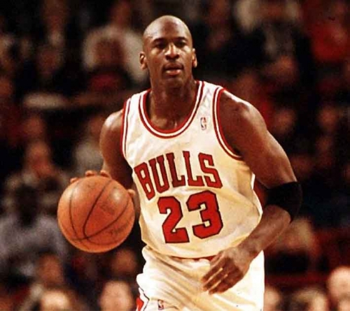 Michael Jordan: 9000 alkalommal dobtam a kosár mellé a labdát...
